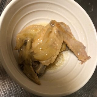 手羽先と玉ねぎの煮物